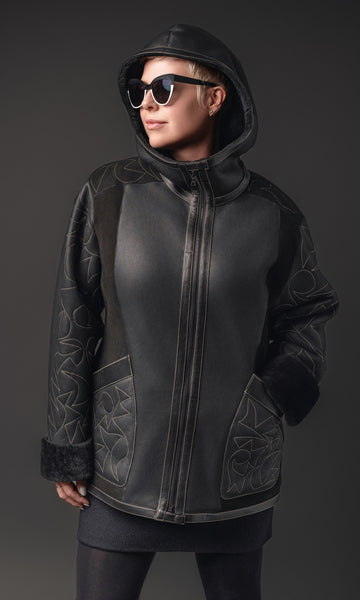 Black Merino Shearling Zip Jacket Stitch Detail – Toshiki and Maryszka Black Merino Shearling Zip Jacket Stitch Detail – Toshiki and Maryszka